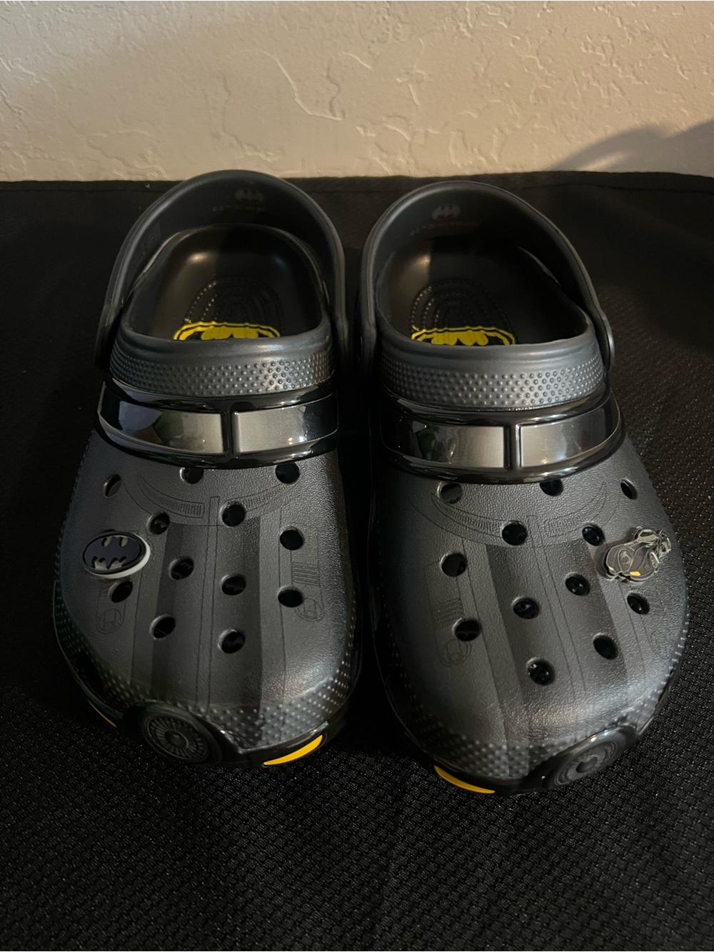 New Batman crocs j3